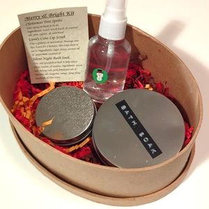Wellness set - bath soak, christmas tree spritz, peppermint lip scrub